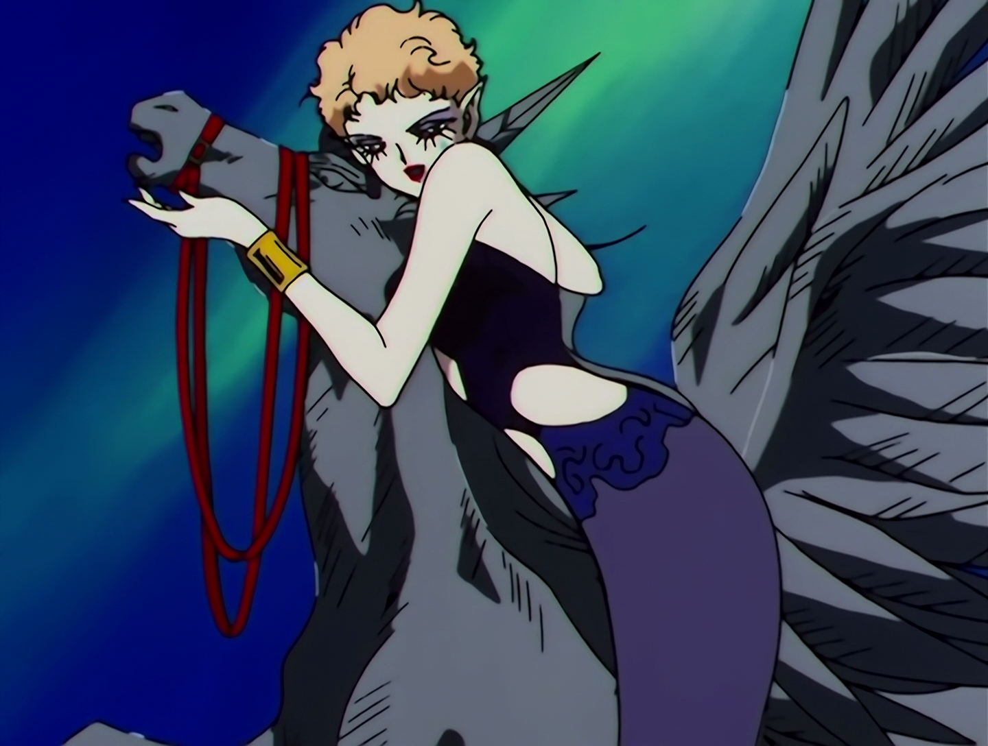 Hebihanabiko again, this time straddling a gray statute-like pegasus. Well, not actually straddling because she doesn’t have legs.